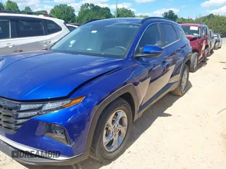 2022 Hyundai Tucson SEL with VIN 5NMJB3AE3NH059349, listed as a IAAI auction lot 42330576 with 27,010 mi miles and . Bid and sale history available at DreamBid. Image 17.
