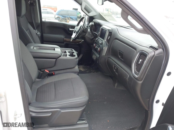 2019 Chevrolet Silverado 1500 LT with VIN 1GCRYDED3KZ216524, listed as a IAAI auction lot 41935467 with 58,686 mi miles. Bid and sale history available at carsss.com. Image 5.