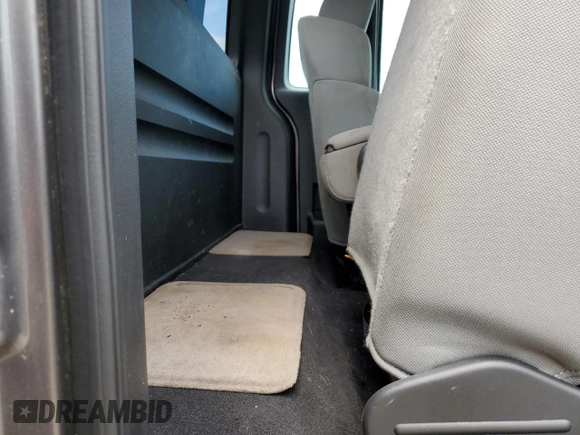 2004 Ford F-150 XLT with VIN 1FTRF04574KA07615, listed as a Copart auction lot 56535705 with 106,747 mi miles and Clean title. Bid and sale history available at DreamBid. Image 10.