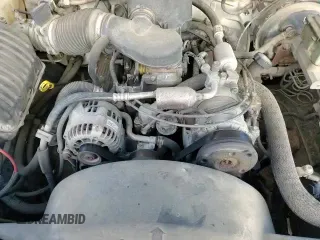 1998 Chevrolet Silverado 1500 с VIN 1GCEK14R3WZ142071, выставлен на аукционе Copart как лот 41398515 с пробегом 145 202 миль миль и Чистый • Clean title. История ставок и продаж доступна на DreamBid. Изображение 13.