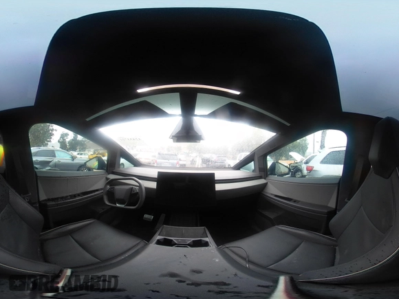 2024 Tesla Cybertruck с VIN 7G2CEHED6RA048460, выставлен на аукционе IAAI как лот 42433721 с пробегом 8 019 миль миль и . История ставок и продаж доступна на DreamBid. Изображение 22.