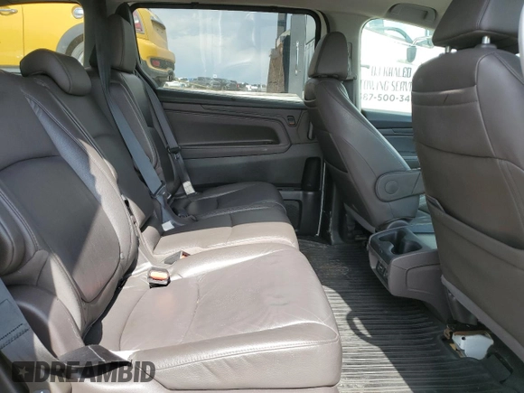 2018 Honda Odyssey EX-L z VIN 5FNRL6H68JB508942, wystawiony jako Copart lot #57323725 z przebiegiem 106 083 mil mil oraz Czysty tytuł • Clean title. Historia ofert i sprzedaży dostępna na DreamBid. Obrazek 11.