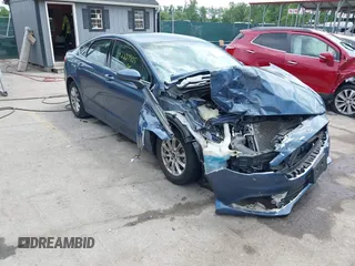 2018 Ford Fusion S z VIN 3FA6P0G72JR170778, wystawiony jako IAAI lot #42227905 z przebiegiem 34 551 mil mil oraz . Historia ofert i sprzedaży dostępna na DreamBid. Obrazek 1.