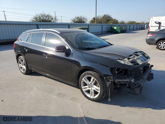 2015 Volvo V60 T5 Drive-E Premier with VIN YV140MEBXF1207382, listed as a Copart auction lot 75951574 with 96,905 mi miles and Salvage Title. Bid and sale history available at carsss.com. Image 4.
