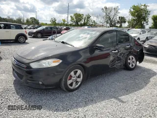 2015 Dodge Dart SXT z VIN 1C3CDFBB3FD309292, wystawiony jako Copart lot #57625885 z przebiegiem Nie podano mil oraz Szkody całkowita. Historia ofert i sprzedaży dostępna na DreamBid. Obrazek 1.