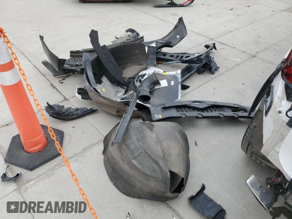 2020 Chevrolet Blazer RS z VIN 3GNKBKRSXLS723913, wystawiony jako Copart lot #49809805 z przebiegiem 51 820 mil mil oraz Szkoda całkowita • Salvage title. Historia ofert i sprzedaży dostępna na DreamBid. Obrazek 12.