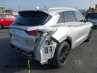 2020 Infiniti QX50 Luxe z VIN 3PCAJ5M10LF103880, wystawiony jako IAAI lot #41233450 z przebiegiem 40 247 mil mil oraz . Historia ofert i sprzedaży dostępna na DreamBid. Obrazek 4.