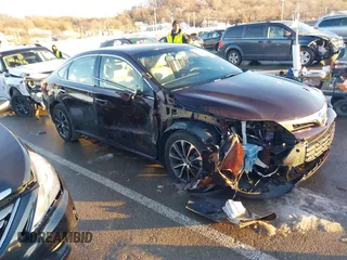 2016 Toyota Avalon Limited with VIN 4T1BK1EB6GU233205, listed as a IAAI auction lot 41325902 with 73,225 mi miles and . Bid and sale history available at carsss.com. Image 1.