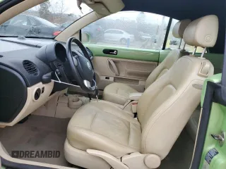 2005 Volkswagen Beetle GLS with VIN 3VWCD31Y15M316435, listed as a Copart auction lot 43012955 with 99,428 mi miles and Salvage title. Bid and sale history available at DreamBid. Image 7.