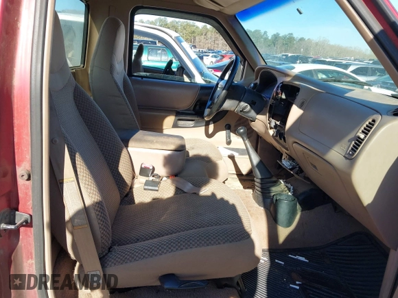 1999 Ford Ranger XL with VIN 1FTYR10C3XUA01607, listed as a IAAI auction lot 41844651 with 209,343 mi miles. Bid and sale history available at carsss.com. Image 5.