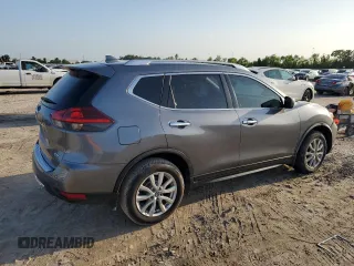 2020 Nissan Rogue SV z VIN JN8AT2MT3LW015576, wystawiony jako Copart lot #56189775 z przebiegiem 43 786 mil mil oraz Szkoda całkowita • Salvage title. Historia ofert i sprzedaży dostępna na DreamBid. Obrazek 3.