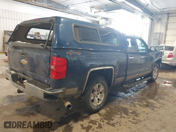 2015 Chevrolet Silverado 1500 LT with VIN 1GCVKREC0FZ212909, listed as a IAAI auction lot 41708408 with Not Provided miles. Bid and sale history available at carsss.com. Image 4.