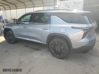 2024 Chevrolet Traverse FWD LT with VIN 1GNERGKS8RJ209410, listed as a Copart auction lot 71764784 with 960 mi miles and Salvage Title. Bid and sale history available at carsss.com. Image 2.