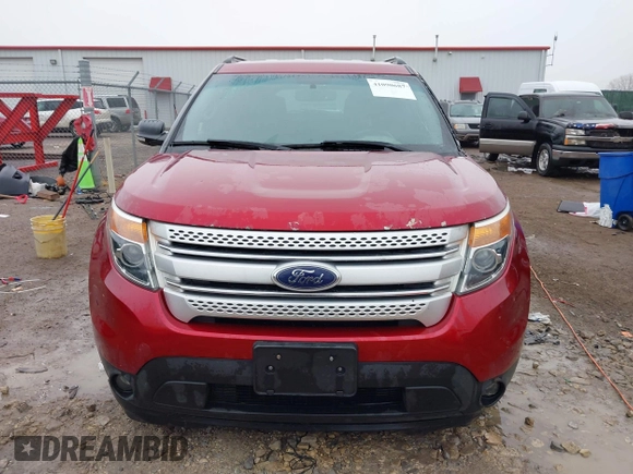 2013 Ford Explorer XLT with VIN 1FM5K7D94DGB68900, listed as a IAAI auction lot 41090687 with 219,170 mi miles and . Bid and sale history available at carsss.com. Image 12.