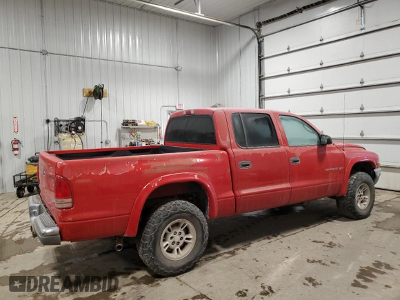 2000 Dodge Dakota Sport with VIN 1B7GG2AN9YS788244, listed as a Copart auction lot 46112655 with 137,160 mi miles and Clean Title. Bid and sale history available at carsss.com. Image 3.