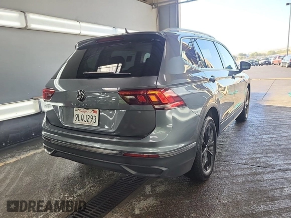 2024 Volkswagen Tiguan SE с VIN 3VV3B7AX0RM107010, выставлен на аукционе IAAI как лот 42889810 с пробегом 22 903 миль миль и . История ставок и продаж доступна на DreamBid. Изображение 26.