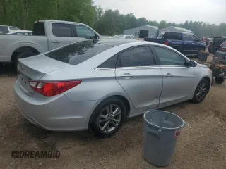 2012 Hyundai Sonata SE z VIN 5NPEC4AC3CH489045, wystawiony jako Copart lot #57980785 z przebiegiem 241 729 mil mil oraz Czysty tytuł • Clean title. Historia ofert i sprzedaży dostępna na DreamBid. Obrazek 3.