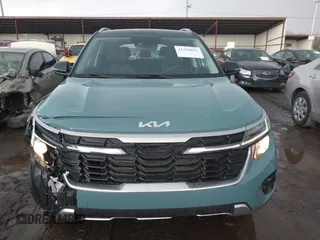 2025 Kia Seltos S with VIN KNDEUCAA2S7735012, listed as a IAAI auction lot 41584860 with 2,130 mi miles and . Bid and sale history available at carsss.com. Image 12.