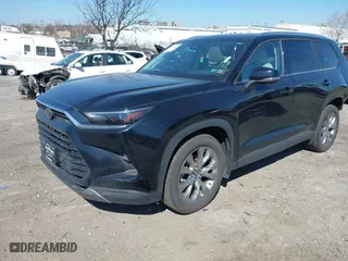 2024 Toyota Grand Highlander XLE with VIN 5TDAAAB56RS043798, listed as a IAAI auction lot 41759260 with 14,562 mi miles. Bid and sale history available at carsss.com. Image 17.