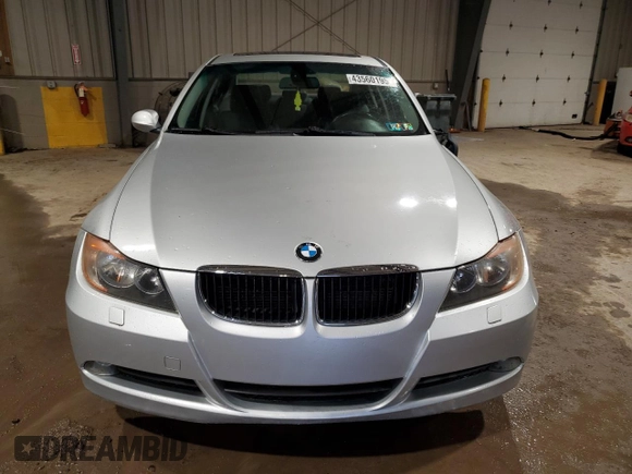 2006 BMW 3 Series 325xi with VIN WBAVD13596KV09912, listed as a Copart auction lot 43560195 with 146,895 mi miles and Salvage Title. Bid and sale history available at carsss.com. Image 5.