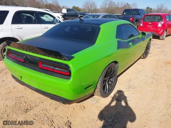 2017 Dodge Challenger R/T Scat Pack with VIN 2C3CDZFJ1HH613584, listed as a IAAI auction lot 41643555 with 29,751 mi miles. Bid and sale history available at carsss.com. Image 4.
