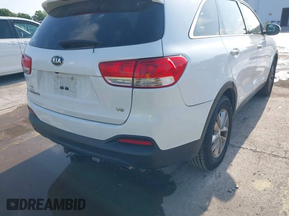 2017 Kia Sorento LX with VIN 5XYPG4A54HG217732, listed as a IAAI auction lot 42216032 with 157,243 mi miles and . Bid and sale history available at DreamBid. Image 4.