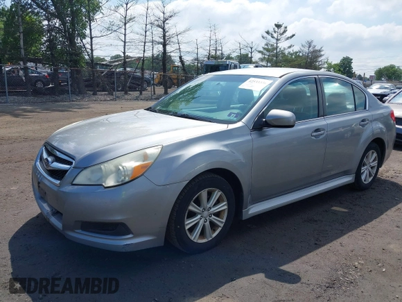 2011 Subaru Legacy Premium z VIN 4S3BMBC6XB3235757, wystawiony jako IAAI lot #42533336 z przebiegiem 168 825 mil mil oraz . Historia ofert i sprzedaży dostępna na DreamBid. Obrazek 2.