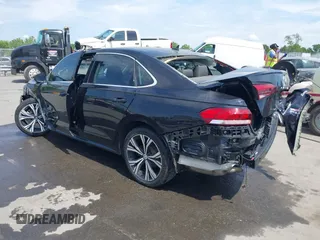 2021 Volkswagen Passat SE z VIN 1VWSA7A39MC002421, wystawiony jako IAAI lot #42097326 z przebiegiem 99 693 mil mil oraz . Historia ofert i sprzedaży dostępna na DreamBid. Obrazek 3.