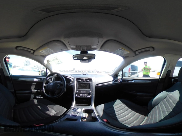 2020 Ford Fusion SE with VIN 3FA6P0T99LR173347, listed as a IAAI auction lot 42090457 with 118,359 mi miles and . Bid and sale history available at DreamBid. Image 18.