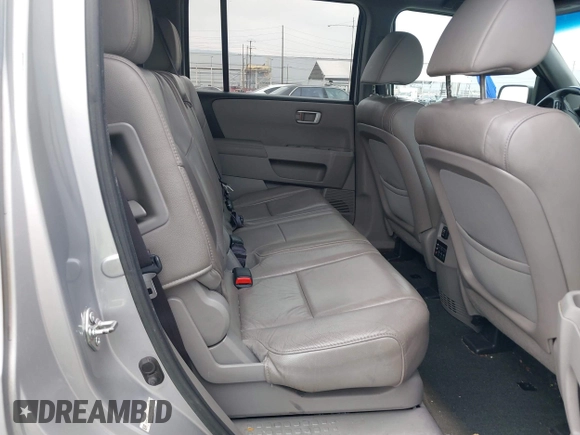 2015 Honda Pilot EX-L with VIN 5FNYF3H68FB001256, listed as a IAAI auction lot 42028966 with 277,927 mi miles and . Bid and sale history available at carsss.com. Image 8.