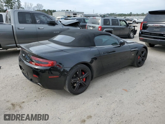 2009 Aston Martin Vantage z VIN SCFBF04CX9GD11942, wystawiony jako Copart lot #43771214 z przebiegiem 52 730 mil mil oraz . Historia ofert i sprzedaży dostępna na DreamBid. Obrazek 3.