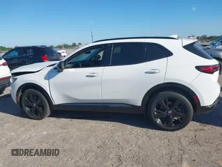2022 Buick Envision Preferred with VIN LRBAZLR46ND065564, listed as a IAAI auction lot 41844760 with 33,327 mi miles. Bid and sale history available at carsss.com. Image 14.