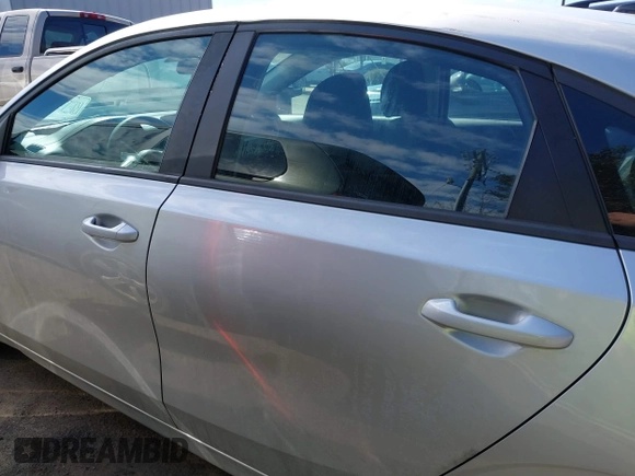 2019 Kia Forte LXS with VIN 3KPF24AD7KE034749, listed as a IAAI auction lot 41666721 with 107,135 mi miles. Bid and sale history available at carsss.com. Image 13.