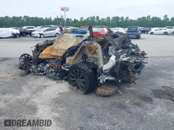 2018 Land Rover Range Rover Velar R-Dynamic SE with VIN SALYL2RX5JA767921, listed as a IAAI auction lot 41976629 with Not provided miles and . Bid and sale history available at DreamBid. Image 3.