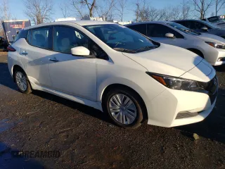 2024 Nissan LEAF S z VIN 1N4AZ1BV8RC556311, wystawiony jako Copart lot #85696754 z przebiegiem 1 279 mil mil oraz Szkoda całkowita • Salvage title. Historia ofert i sprzedaży dostępna na DreamBid. Obrazek 4.