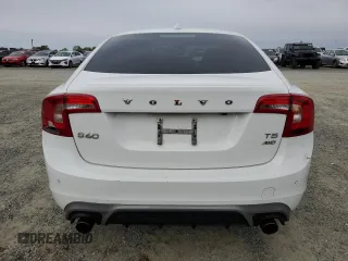 2017 Volvo S60 Dynamic with VIN YV140MTL8H2431839, listed as a Copart auction lot 50143955 with 150,453 mi miles and Clean Title. Bid and sale history available at carsss.com. Image 6.