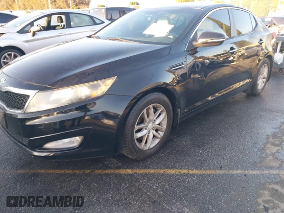 2013 Kia Optima LX z VIN 5XXGM4A75DG239179, wystawiony jako IAAI lot #41831088 z przebiegiem 128 411 mil mil oraz . Historia ofert i sprzedaży dostępna na DreamBid. Obrazek 6.