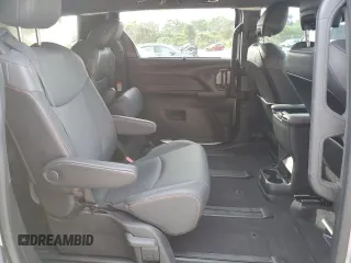 2022 Toyota Sienna XSE with VIN 5TDXRKEC9NS133380, listed as a Copart auction lot 43124635 with 31,600 mi miles and Non repairable. Bid and sale history available at DreamBid. Image 11.