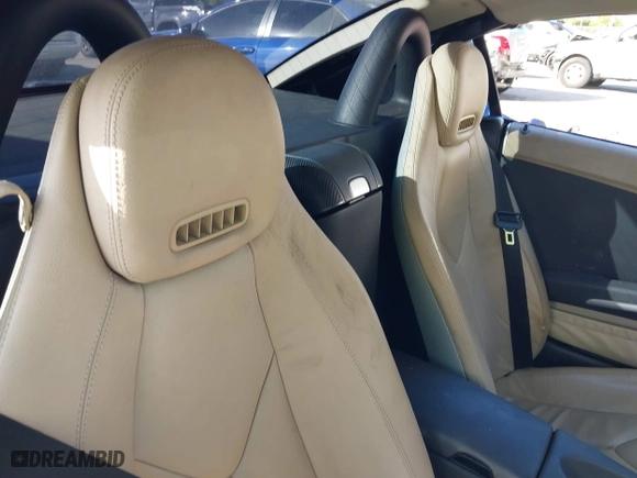 2008 Mercedes-Benz SLK-Class 3.5L with VIN WDBWK56F38F186671, listed as a IAAI auction lot 41530919 with 115,567 mi miles. Bid and sale history available at carsss.com. Image 8.