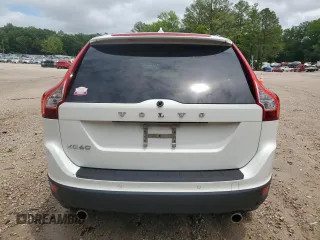 2013 Volvo XC60 3.2L z VIN YV4952DLXD2391044, wystawiony jako Copart lot #58845215 z przebiegiem 136 389 mil mil oraz Czysty tytuł • Clean title. Historia ofert i sprzedaży dostępna na DreamBid. Obrazek 6.
