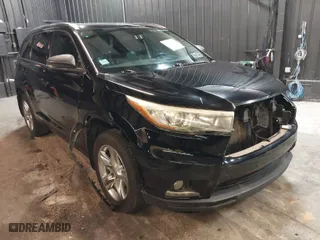 2015 Toyota Highlander Limited with VIN 5TDDKRFH1FS176008, listed as a IAAI auction lot 41917867 with 271,362 mi miles. Bid and sale history available at carsss.com. Image 1.