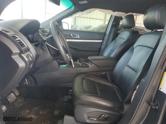 2017 Ford Explorer XLT with VIN 1FM5K7D87HGA31365, listed as a Copart auction lot 50780935 with 152,759 mi miles and Salvage Title. Bid and sale history available at carsss.com. Image 7.