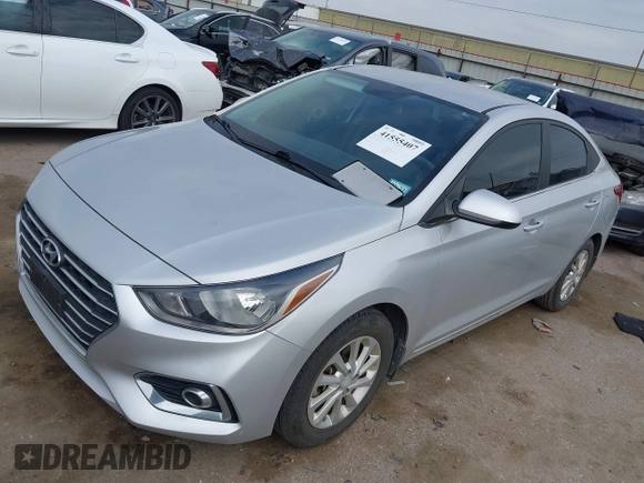 2020 Hyundai Accent SE with VIN 3KPC24A63LE126821, listed as a IAAI auction lot 41555407 with 33,639 mi miles. Bid and sale history available at carsss.com. Image 17.