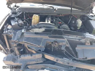 2007 Chevrolet Suburban LT with VIN 3GNFK16357G166135, listed as a IAAI auction lot 41880000 with 229,465 mi miles. Bid and sale history available at carsss.com. Image 10.