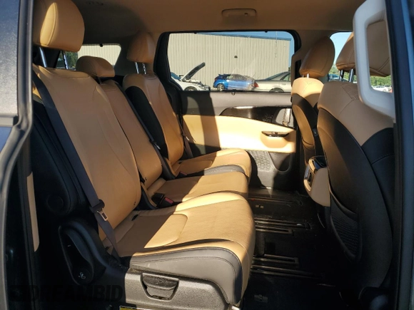 2024 Kia Carnival EX with VIN KNDNC5H33R6348426, listed as a Copart auction lot 73497794 with 14,070 mi miles and Salvage Title. Bid and sale history available at carsss.com. Image 11.