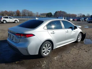 2024 Toyota Corolla LE with VIN 5YFB4MDEXRP137847, listed as a IAAI auction lot 41119256 with 31,613 mi miles. Bid and sale history available at carsss.com. Image 4.