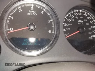 2007 Chevrolet Suburban LT z VIN 1GNFC160X7R218023, wystawiony jako IAAI lot #42305941 z przebiegiem 237 987 mil mil oraz . Historia ofert i sprzedaży dostępna na DreamBid. Obrazek 7.