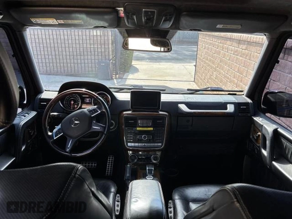 2013 Mercedes-Benz G-Class AMG G 63 with VIN WDCYC7DF5DX203233, listed as a Copart auction lot 43227545 with 92,674 mi miles and Clean Title. Bid and sale history available at carsss.com. Image 9.