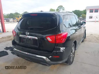 2017 Nissan Pathfinder Platinum with VIN 5N1DR2MNXHC674963, listed as a IAAI auction lot 42018257 with 77,305 mi miles. Bid and sale history available at carsss.com. Image 4.
