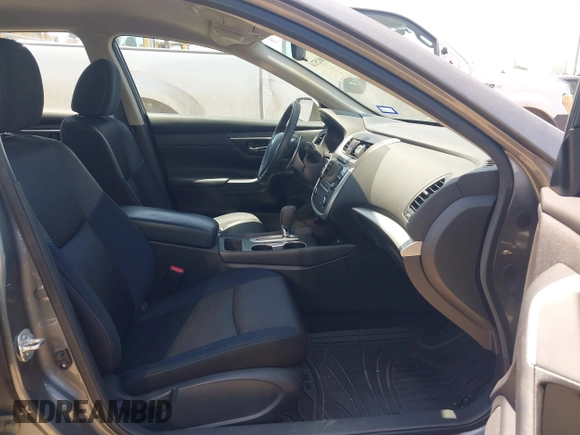 2017 Nissan Altima SV with VIN 1N4AL3AP3HC214621, listed as a IAAI auction lot 42002524 with 49,826 mi miles and . Bid and sale history available at carsss.com. Image 5.